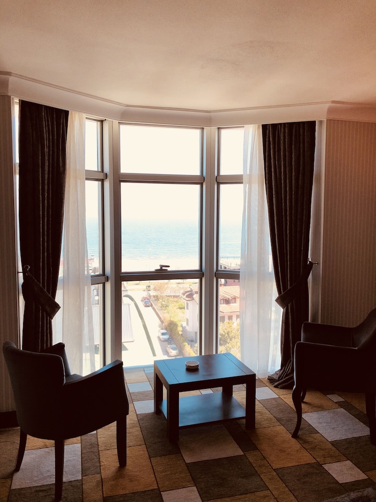 Grand Amios Hotel 22/32