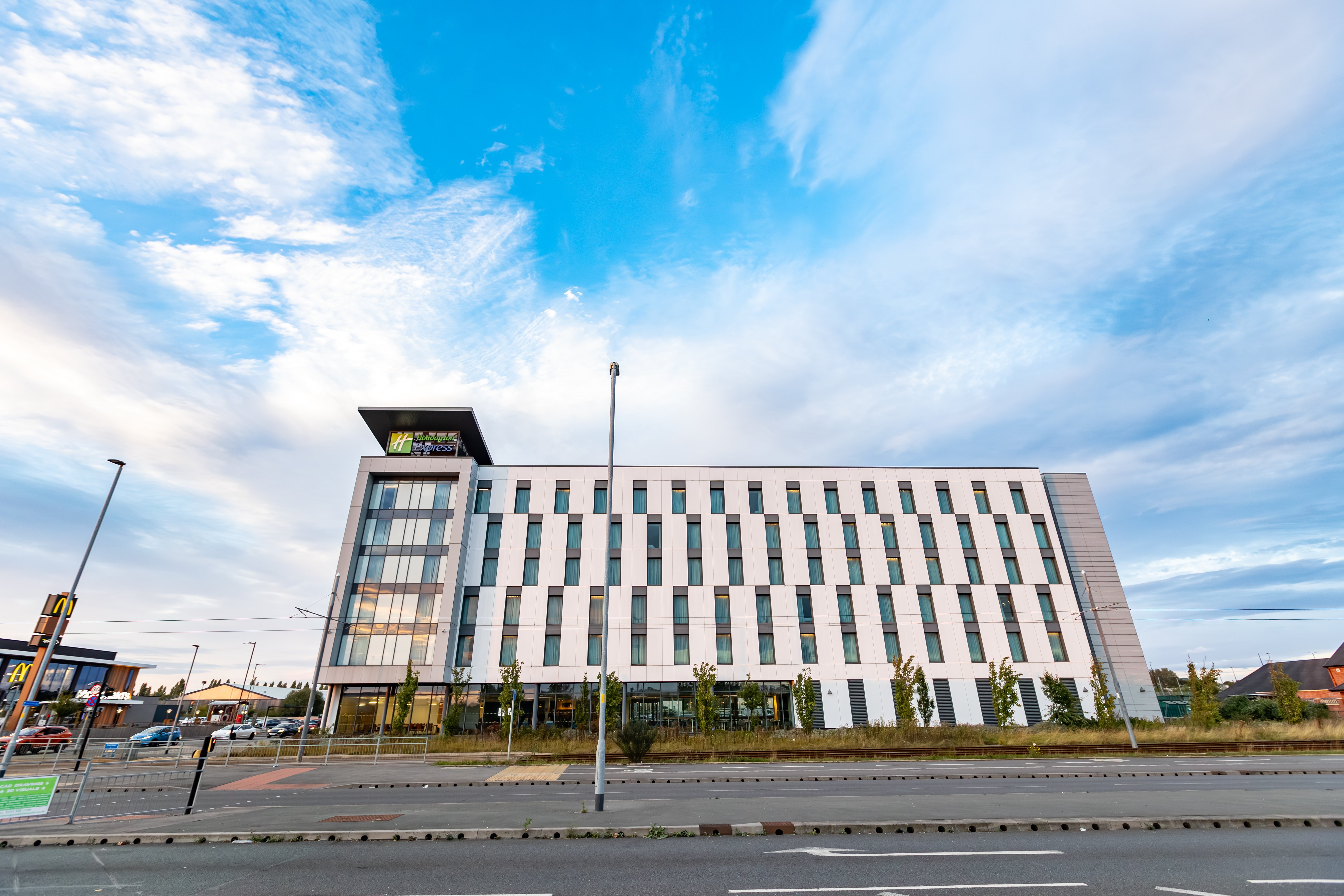 Holiday Inn Express Manchester Traffordcity 8/78