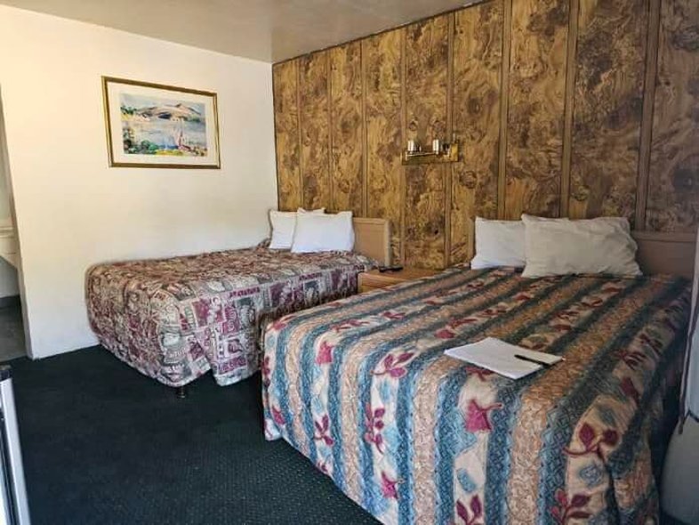 Discovery Inn Vallejo I 80 Near Napa CA 15/32