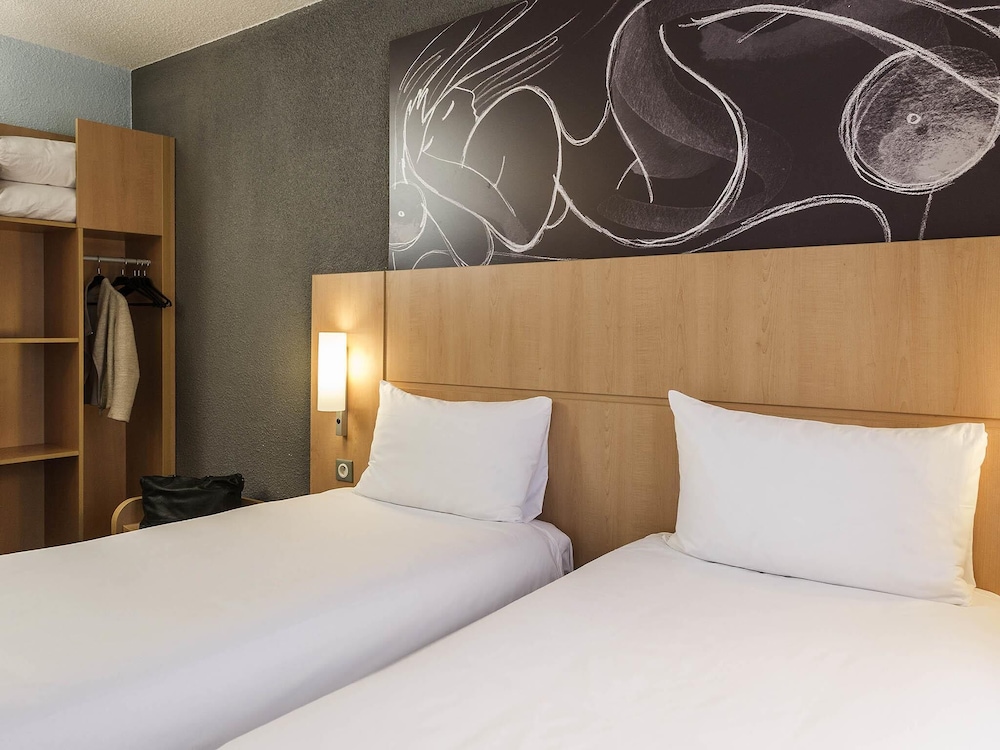 STANDARD, TWIN BEDS