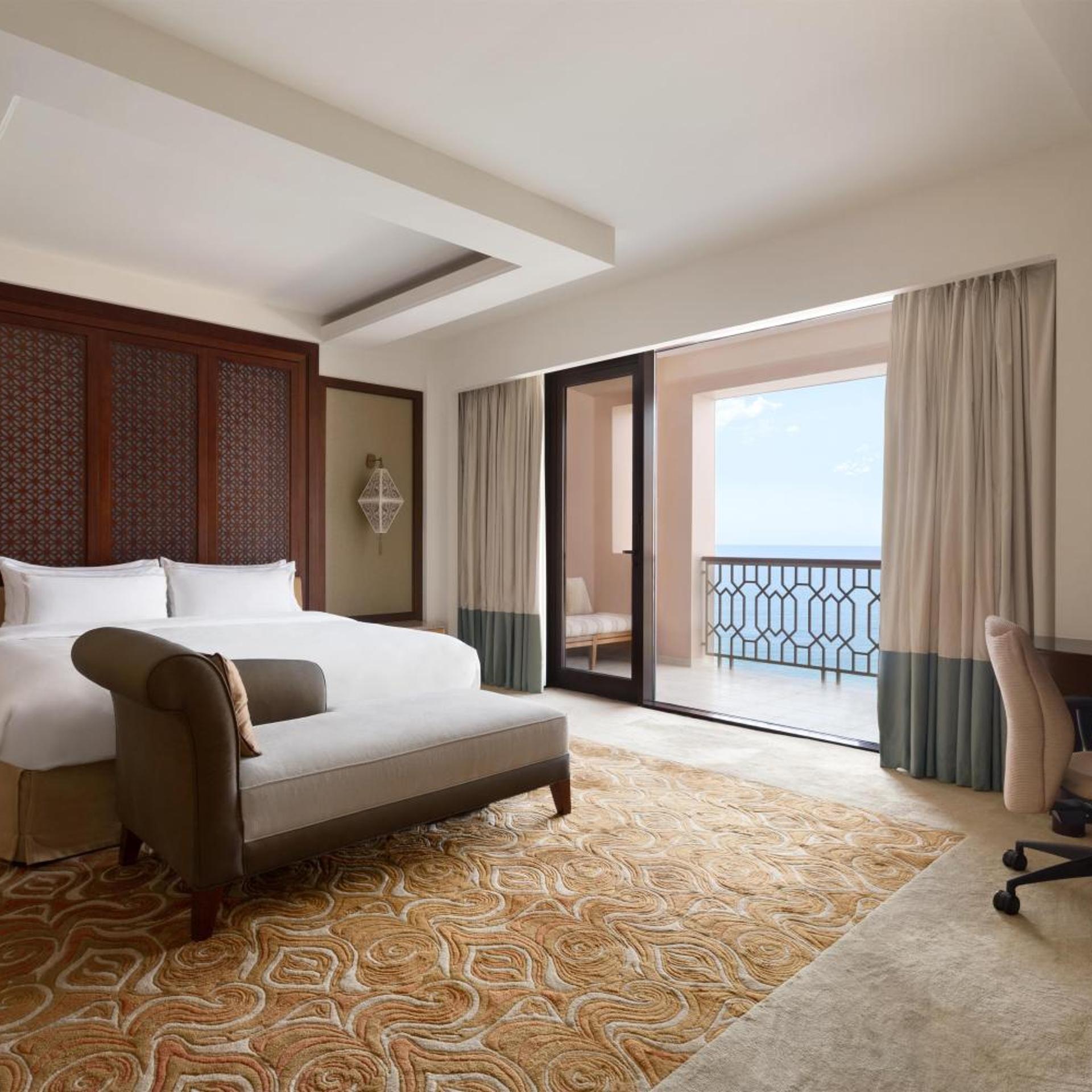 1 Bedroom, Suite, King Bed, Sea View