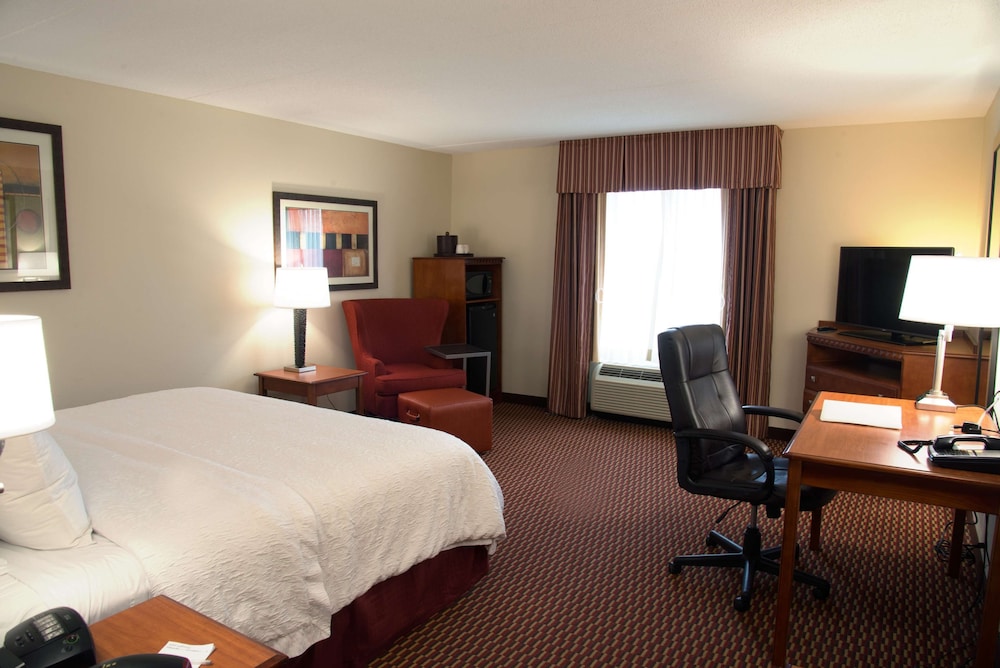 Hampton Inn Charleston Southbridge 14/41