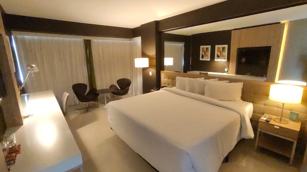 Esuites Savassi Toscanini 18/69