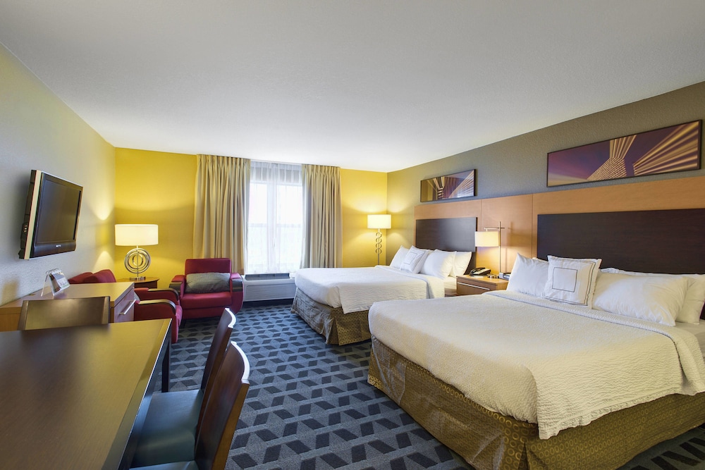 TownePlace Suites Kansas City Overland Park 10/37