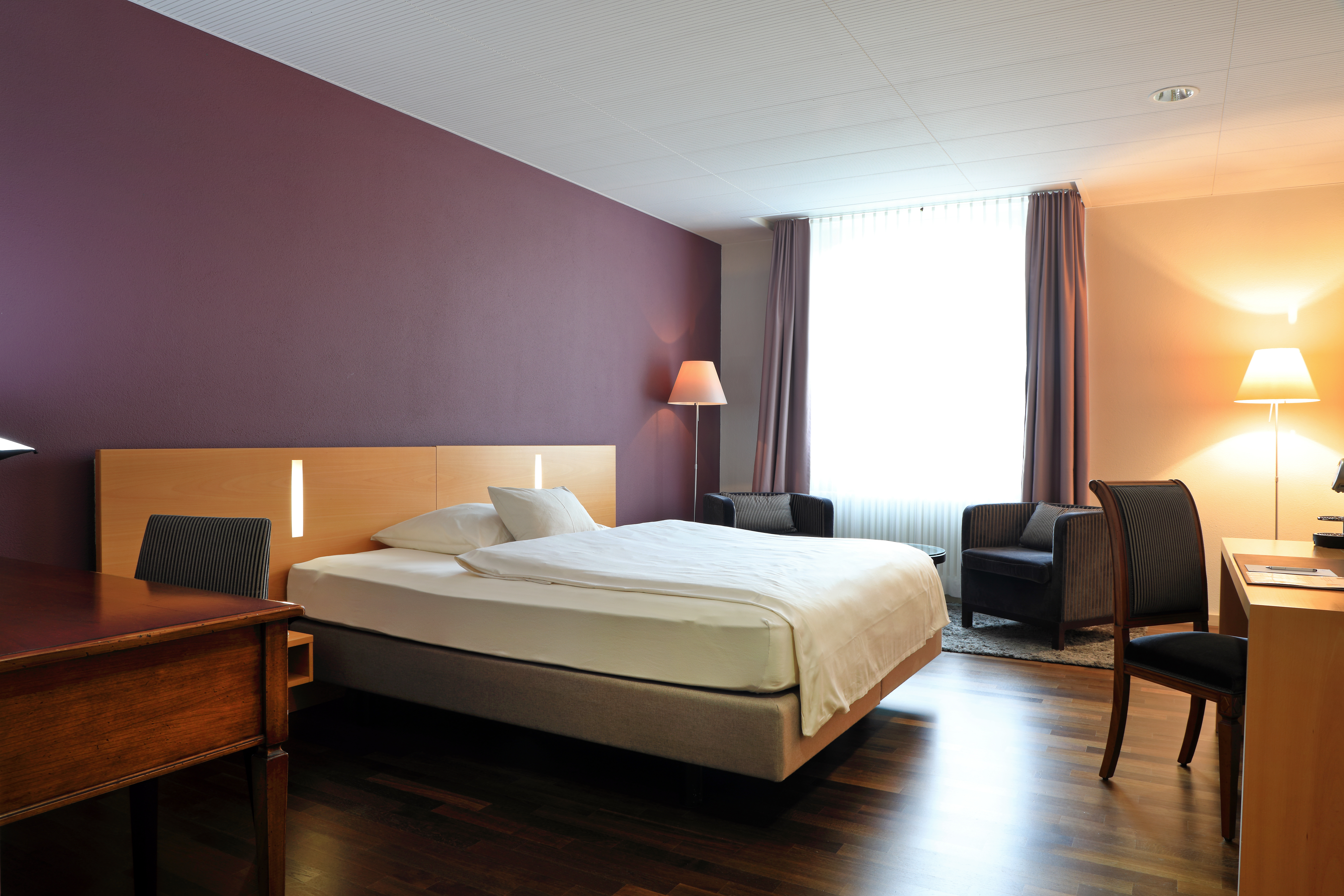 Deluxe, Double Bed