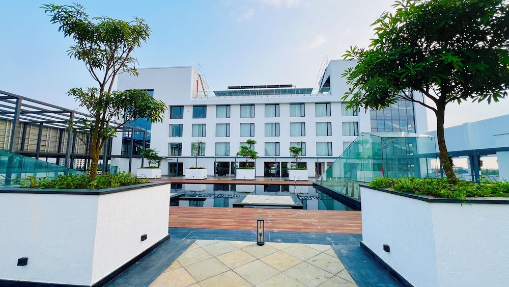 Gokulam Grand Hotel Kozhikode 5/37
