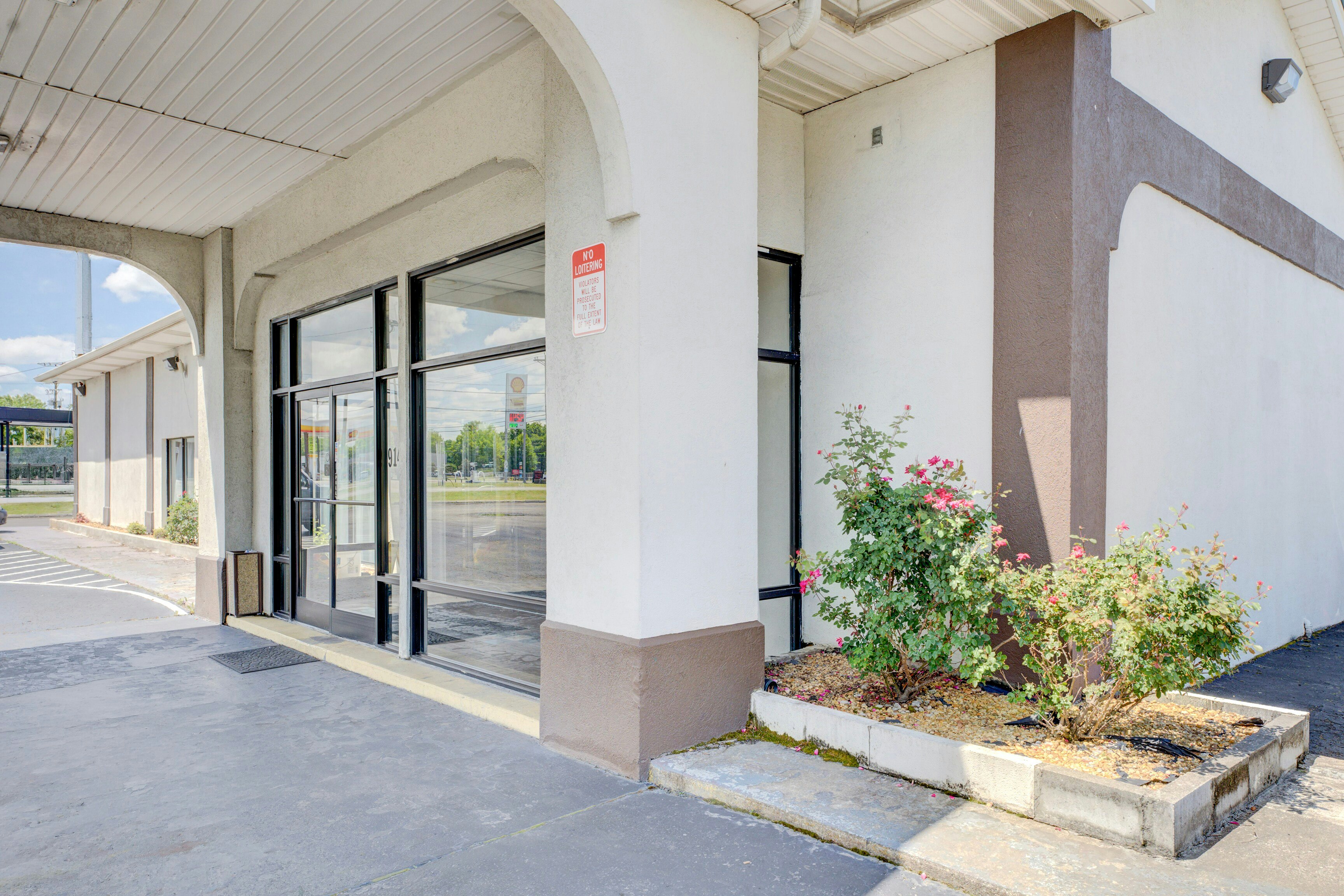 Travel Inn Lebanon Nashville Near I-40 12/61