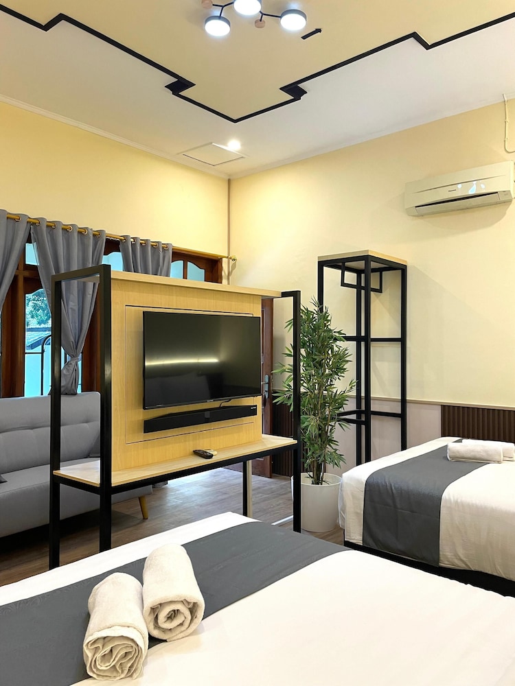 Berlian Abadi Hotel 31/55