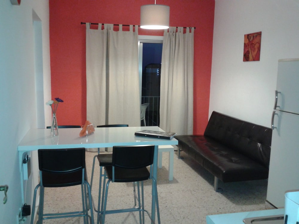 Elenapa Holiday Apartments 13/25
