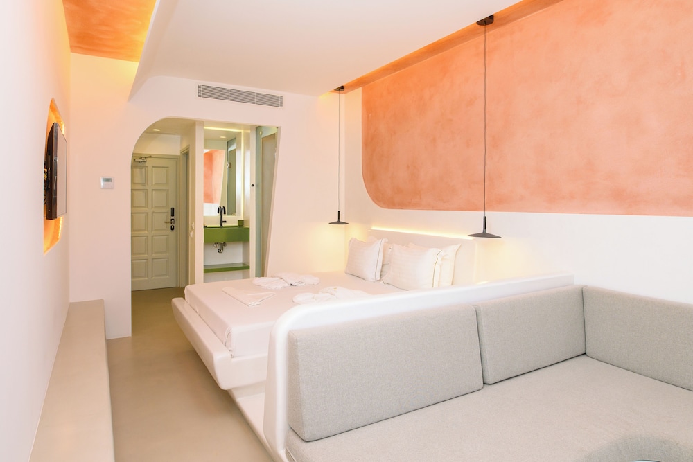 Yperia Hotel 14/59
