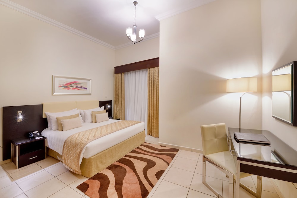 2 BEDROOMS, VILLA