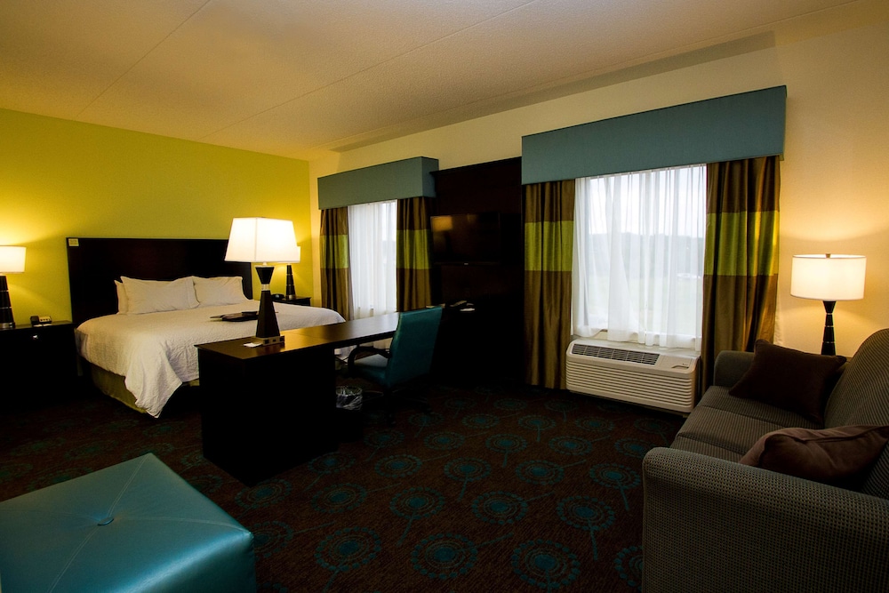 Hampton Inn Fayetteville 43/62