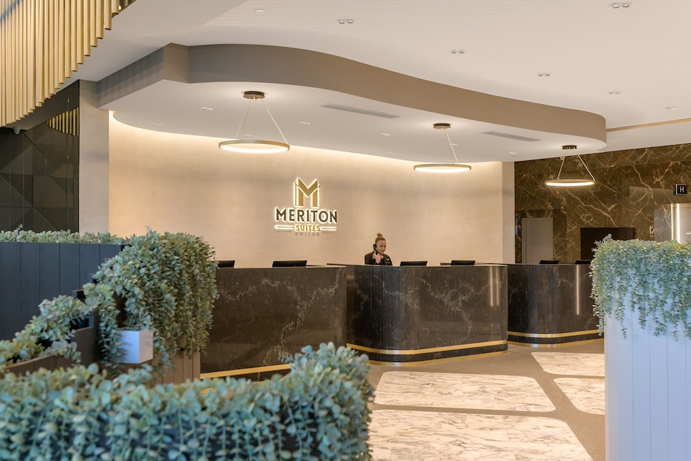Meriton Suites Surfers Paradise 7/50