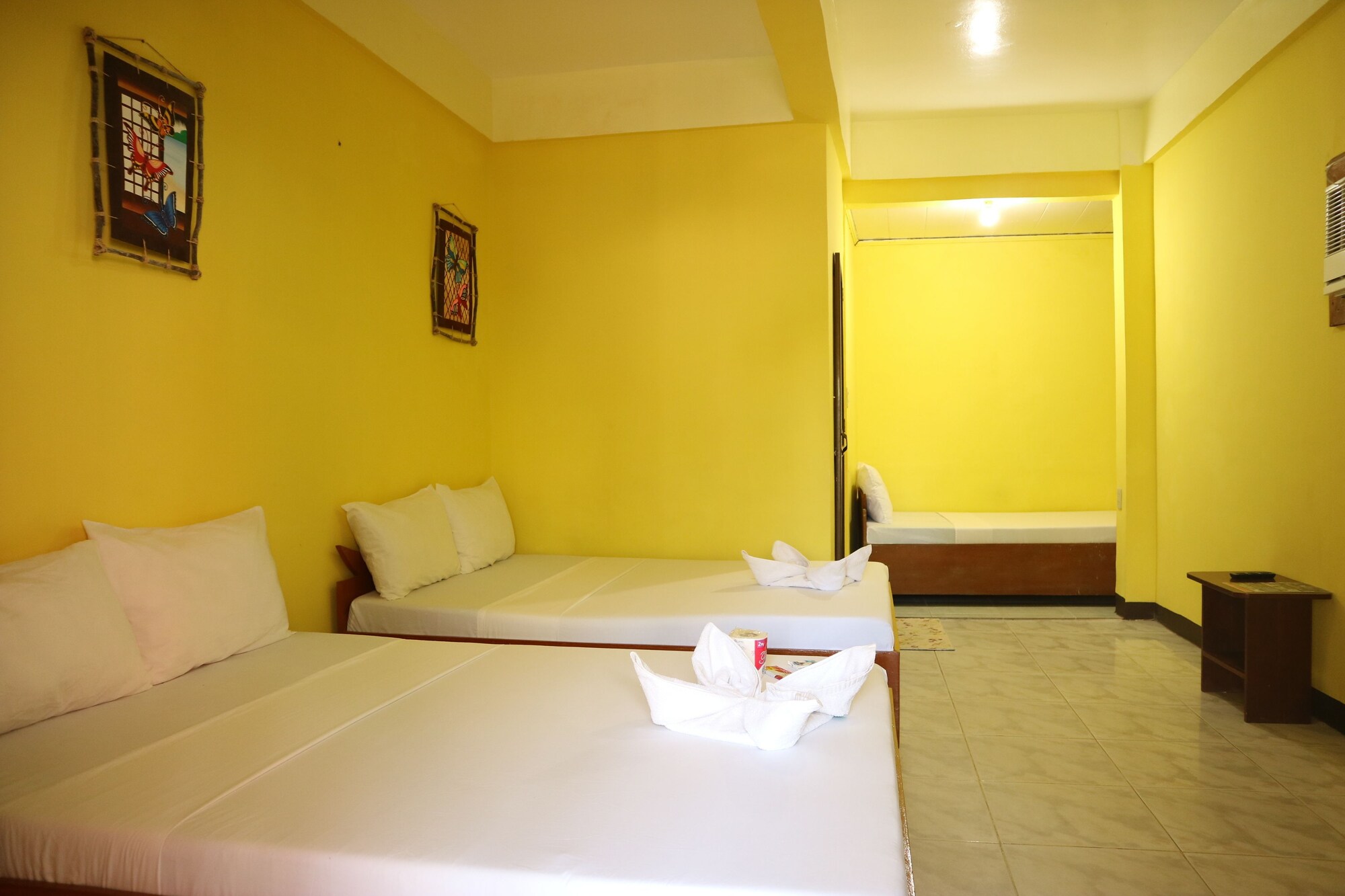 ROOM, TRIPLE