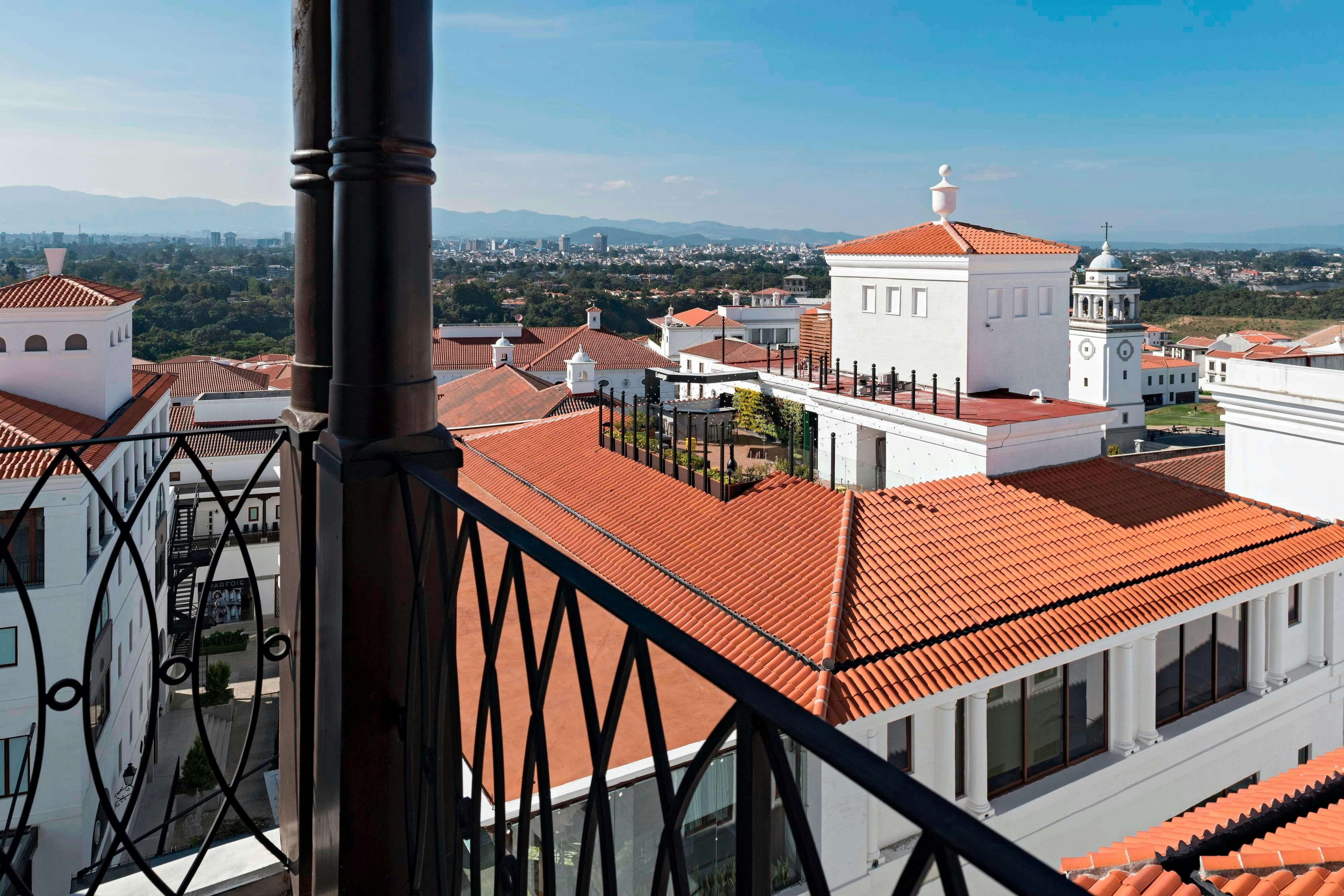 AC HOTEL BY MARRIOTT GUATEMALA CITY 45/45