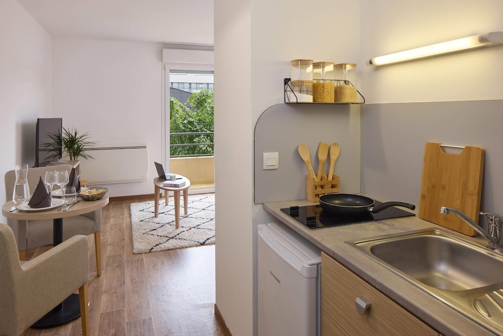 Quality Aparthotel Valenciennes 30/30