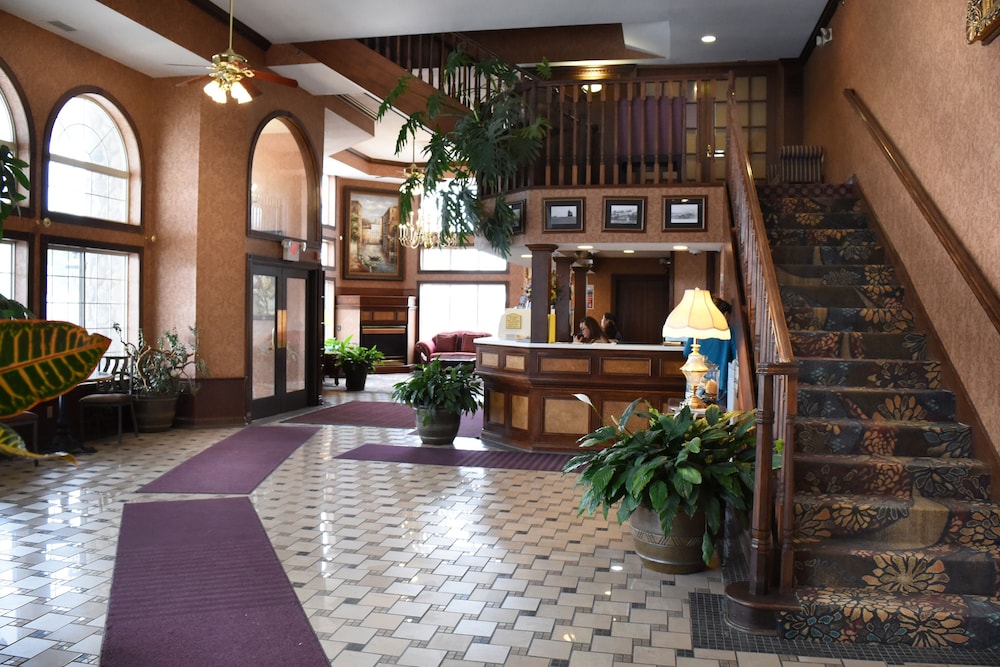 Hamilton Inn Select Beachfront 12/64