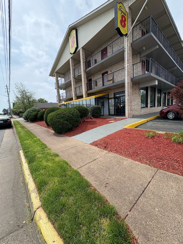 Super 8 By Wyndham Manassas 22/25