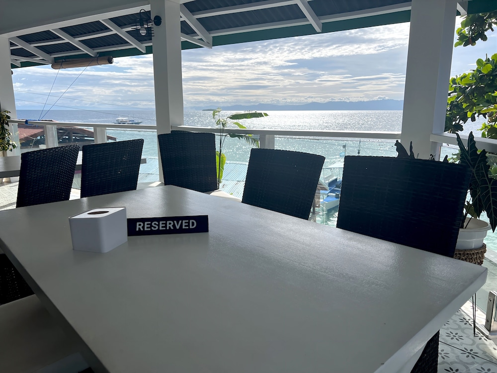 Neptune Diving Resort Moalboal 31/50