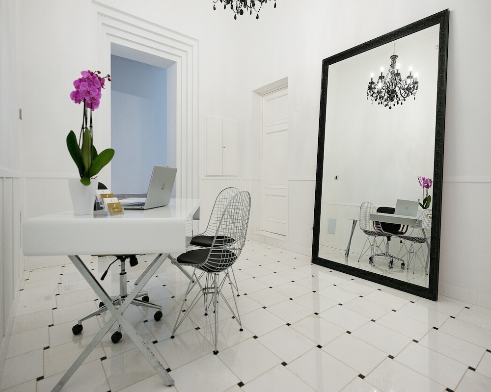 Lobby at Divina Suites Boutique Hotel - Adults Only, CIUTADELLA