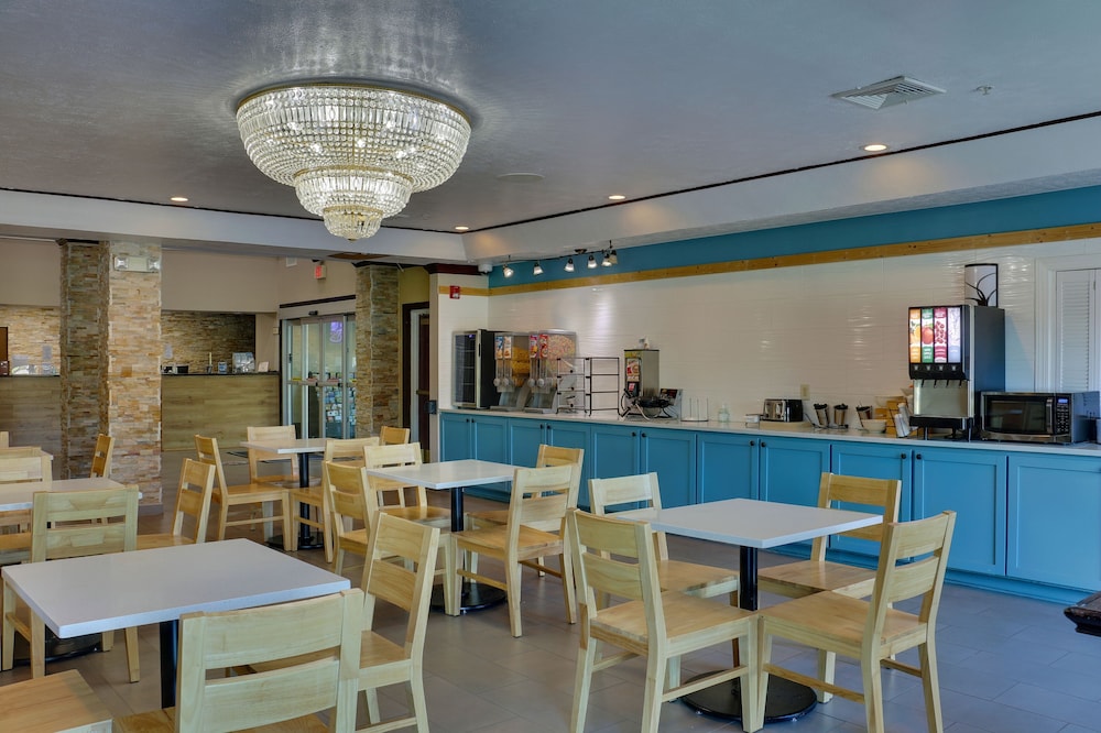Country Inn Suites By Radisson Savannah Gateway Ga 30/35