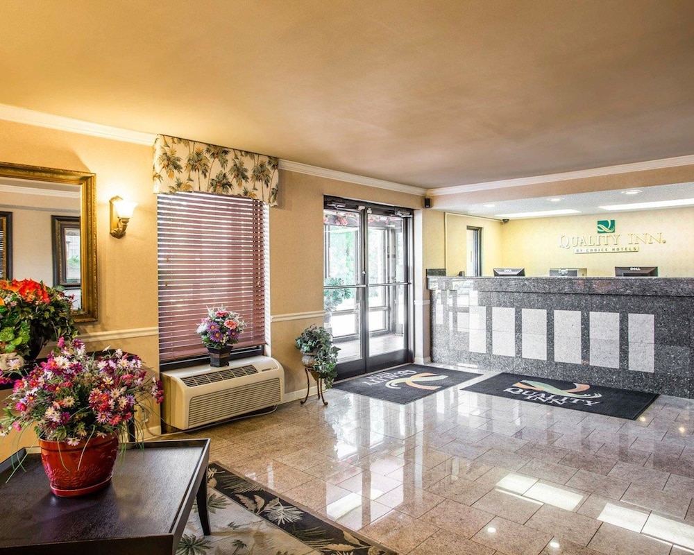 Quality Inn Fort Jackson 22/40
