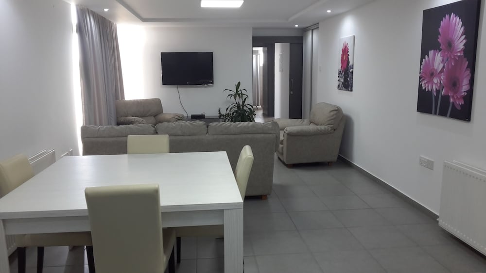 Agrino Hotel Apartments 34/46