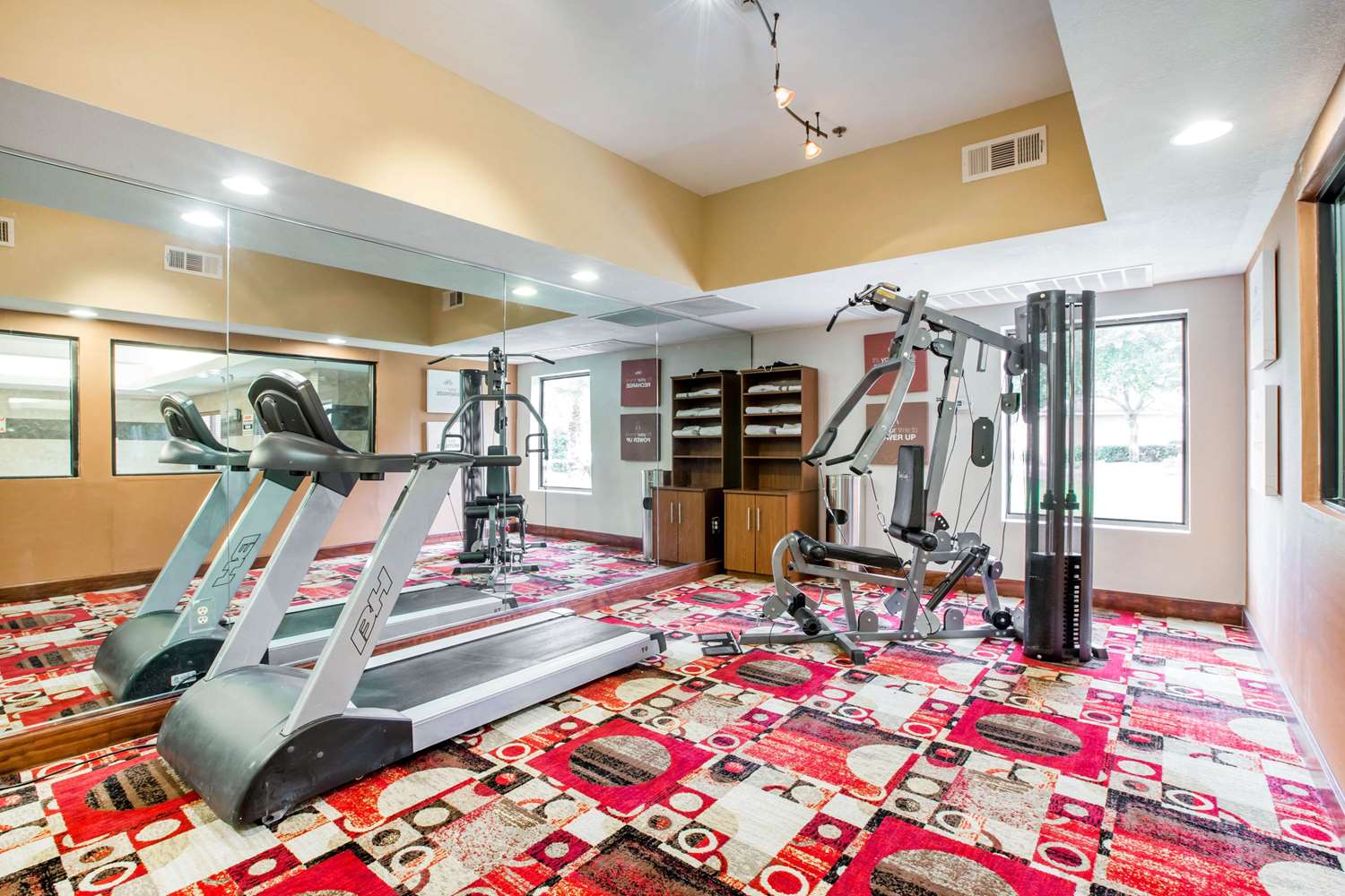 Comfort Suites Golden Isles Gateway 16/33