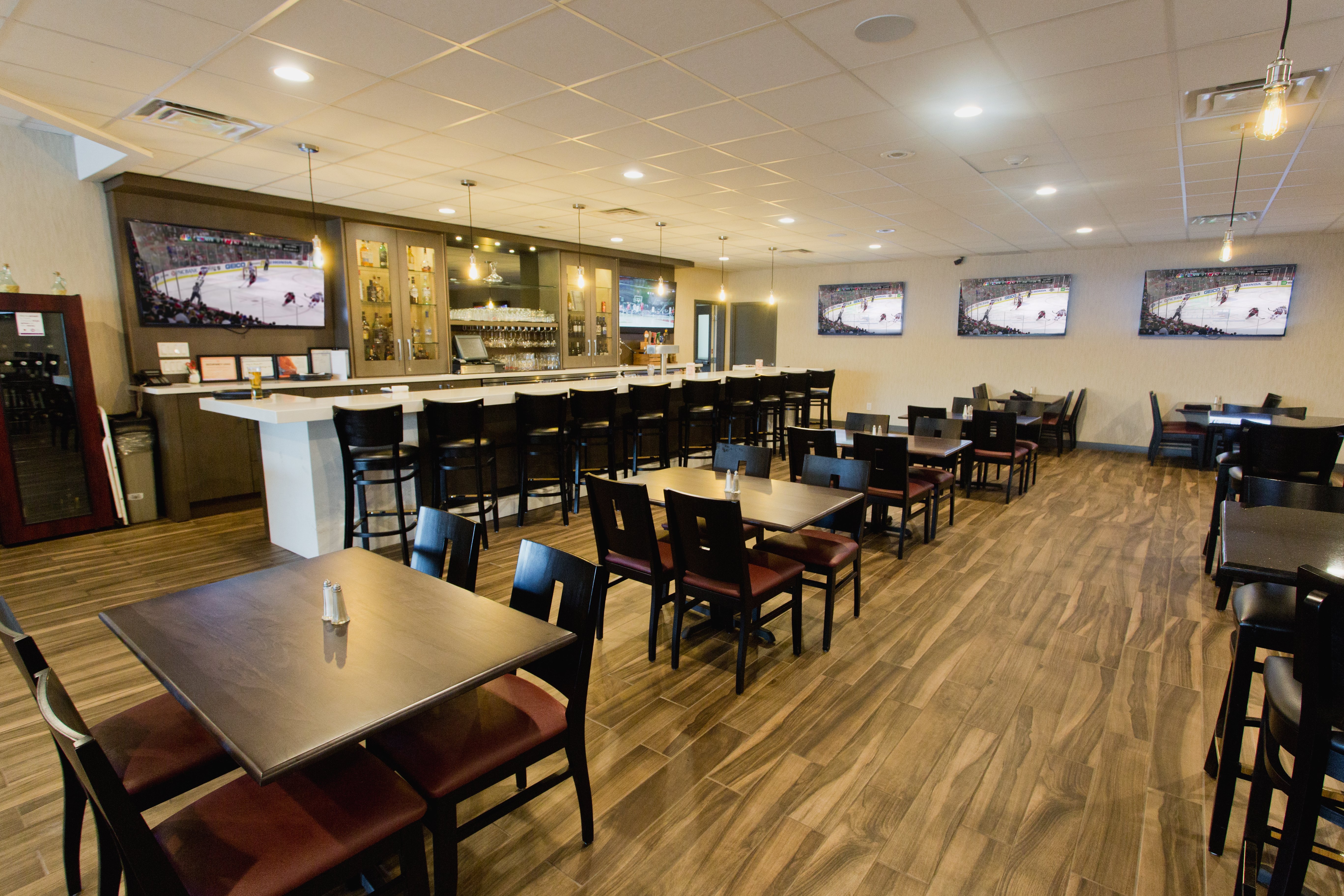 Holiday Inn Peterborough Waterfront 49/70