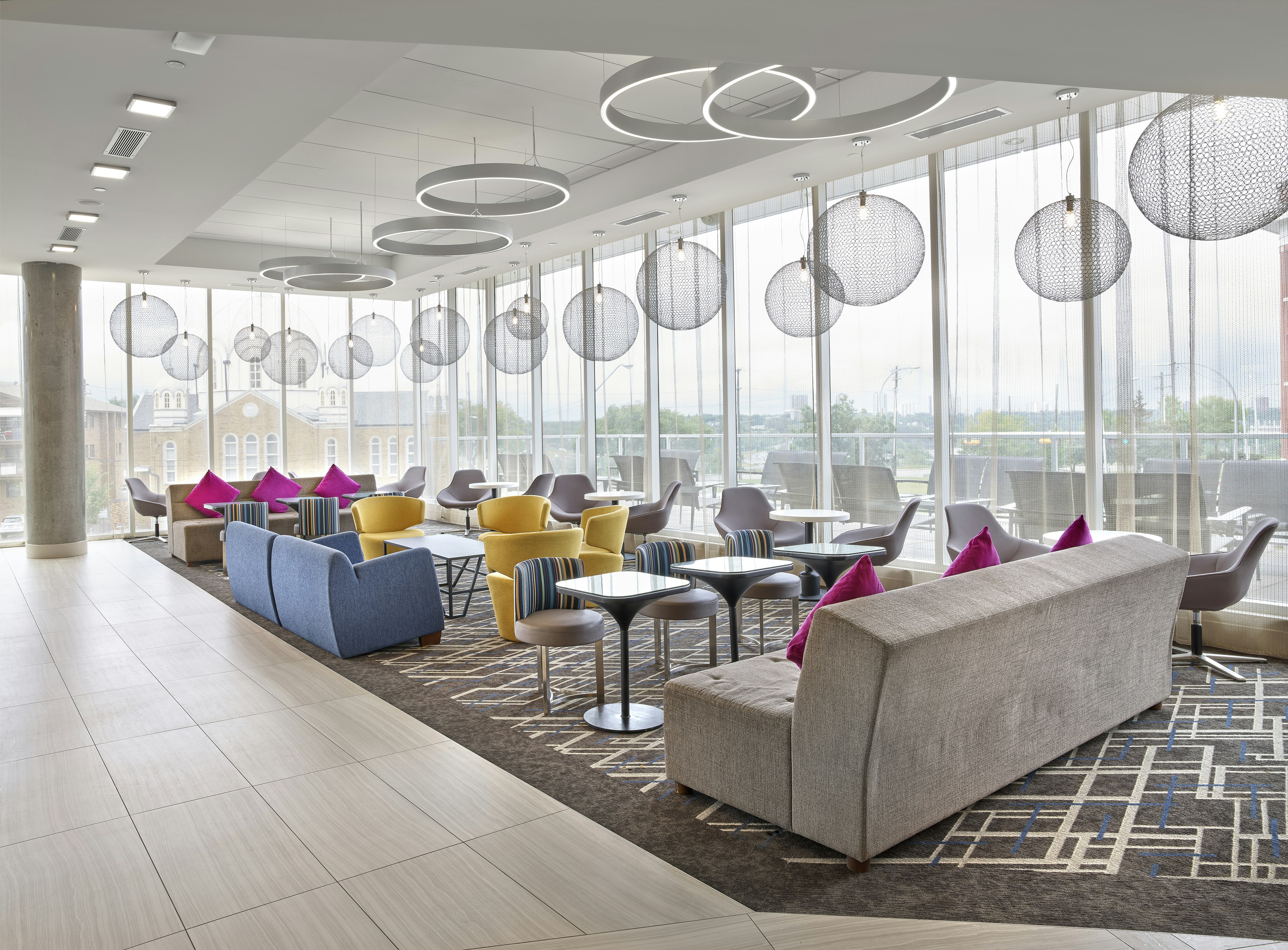 DoubleTree by Hilton Edmonton Downtown 25/50