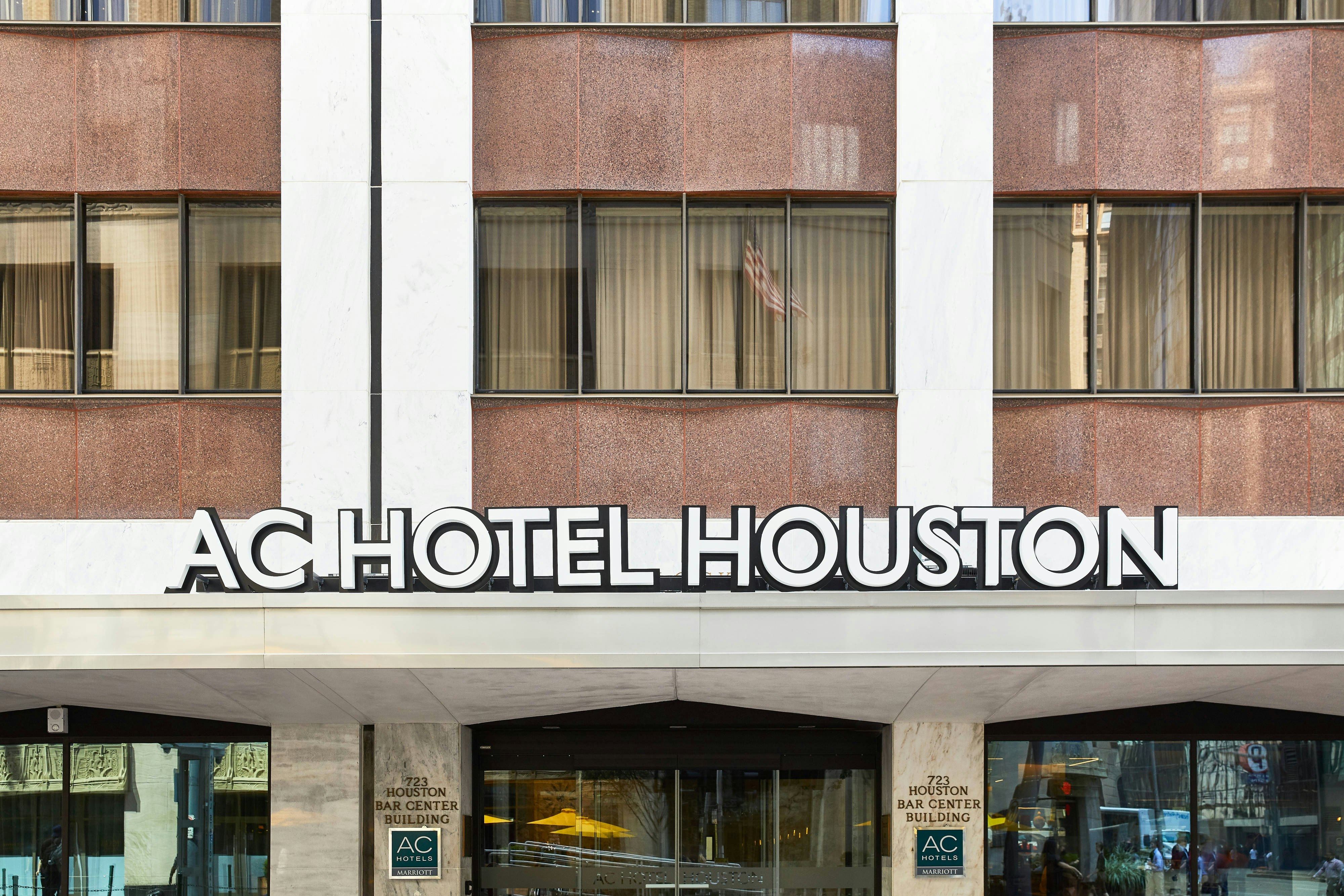 Ac Hotel By Marriott Houston Downtown 1/15