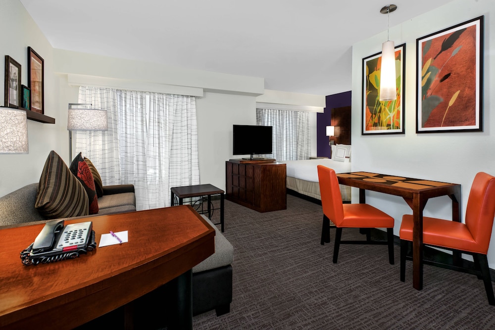 Residence Inn San Antonio Seaworld Lackland 30/37