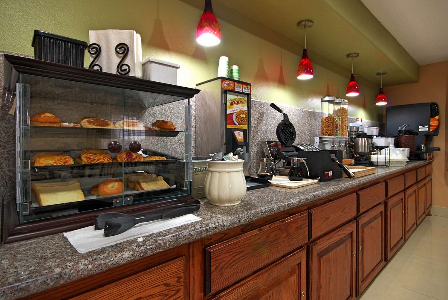 Americas Best Value Inn Sinton 17/32