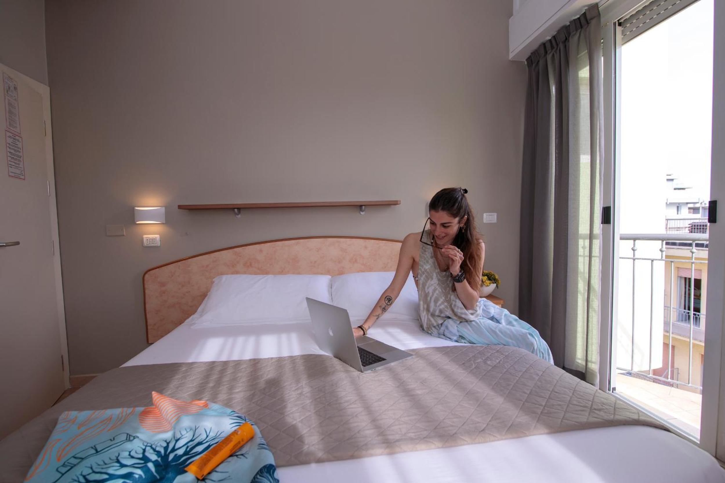 غرفة كومفورت بسرير مزدوج أو سريرين منفصلين، Hotel Holland 9/10