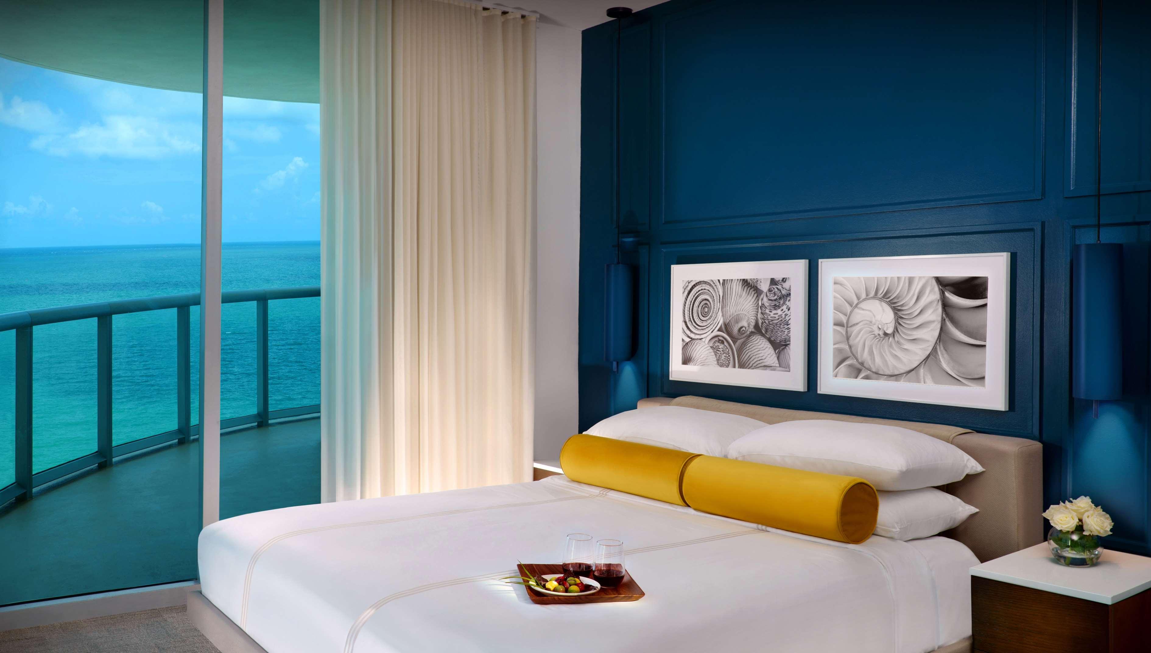 Suite, King Bed, Ocean Front