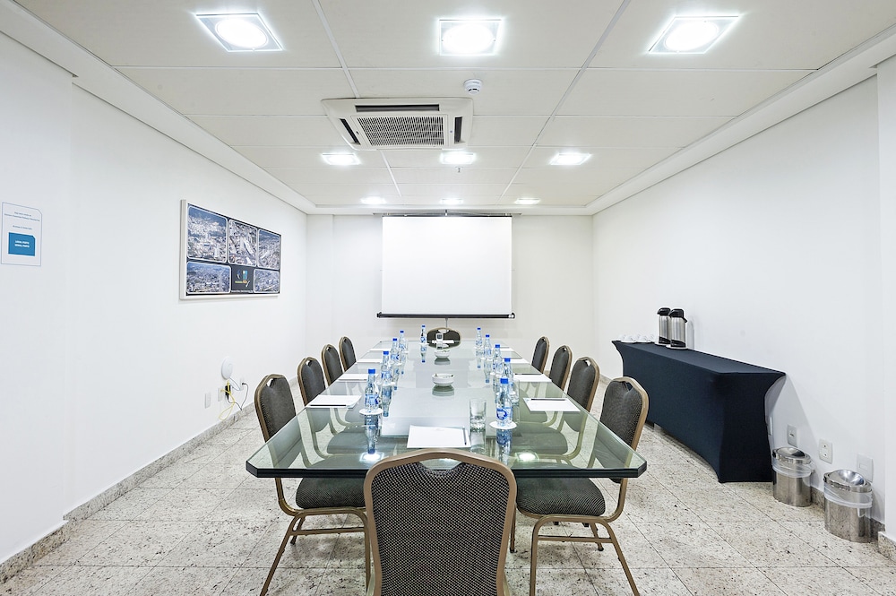 Firenze Business Hotel (ex Slaviero Essential Palhoca Viacatarina) 51/63