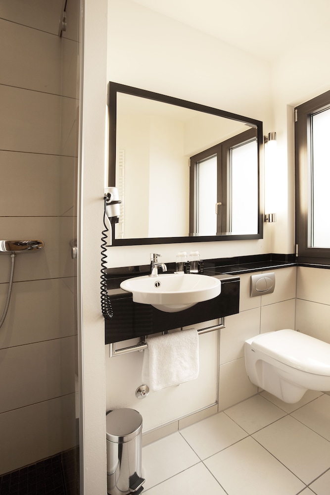 Townhouse Hotel 36/37