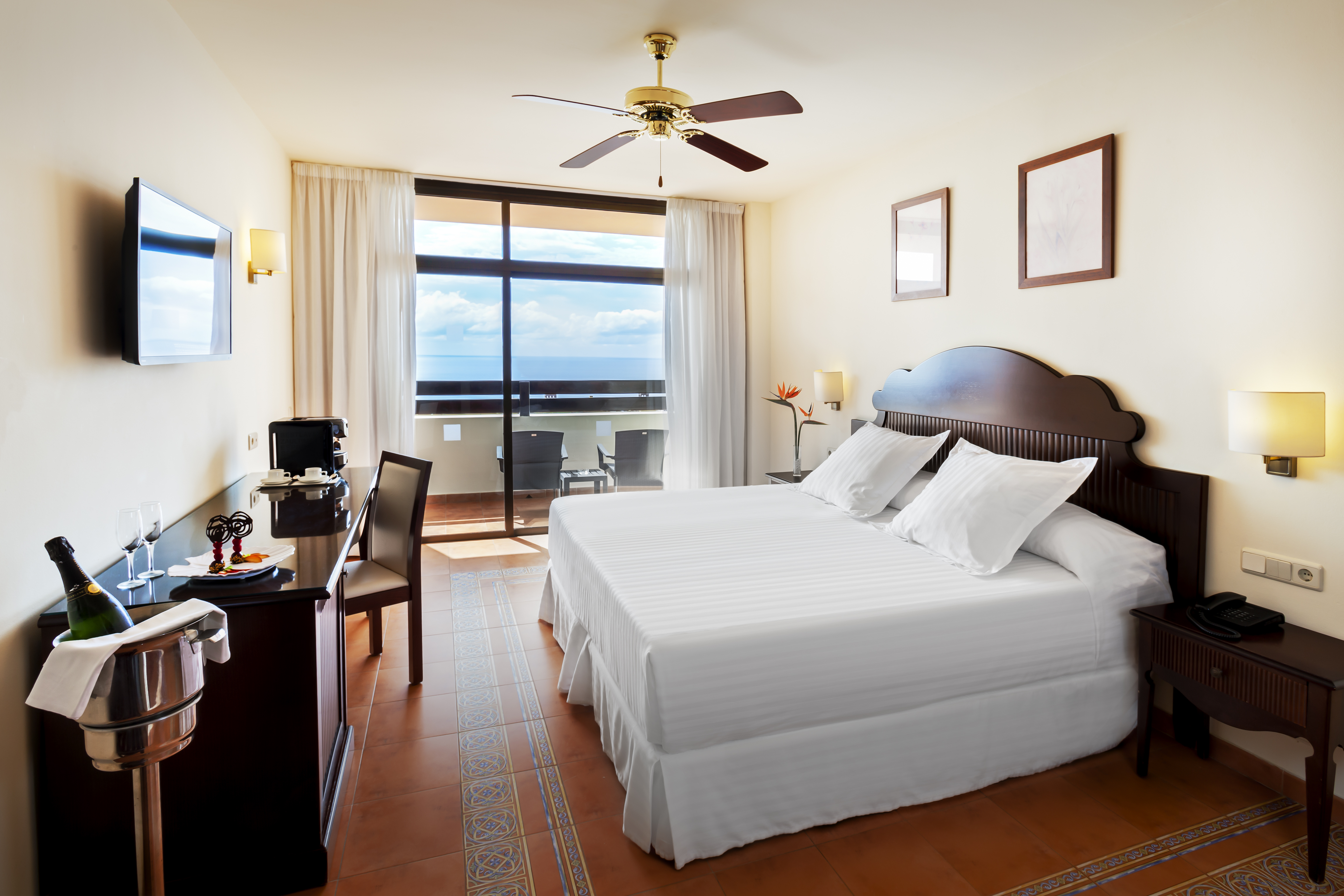 Family Room Sea View