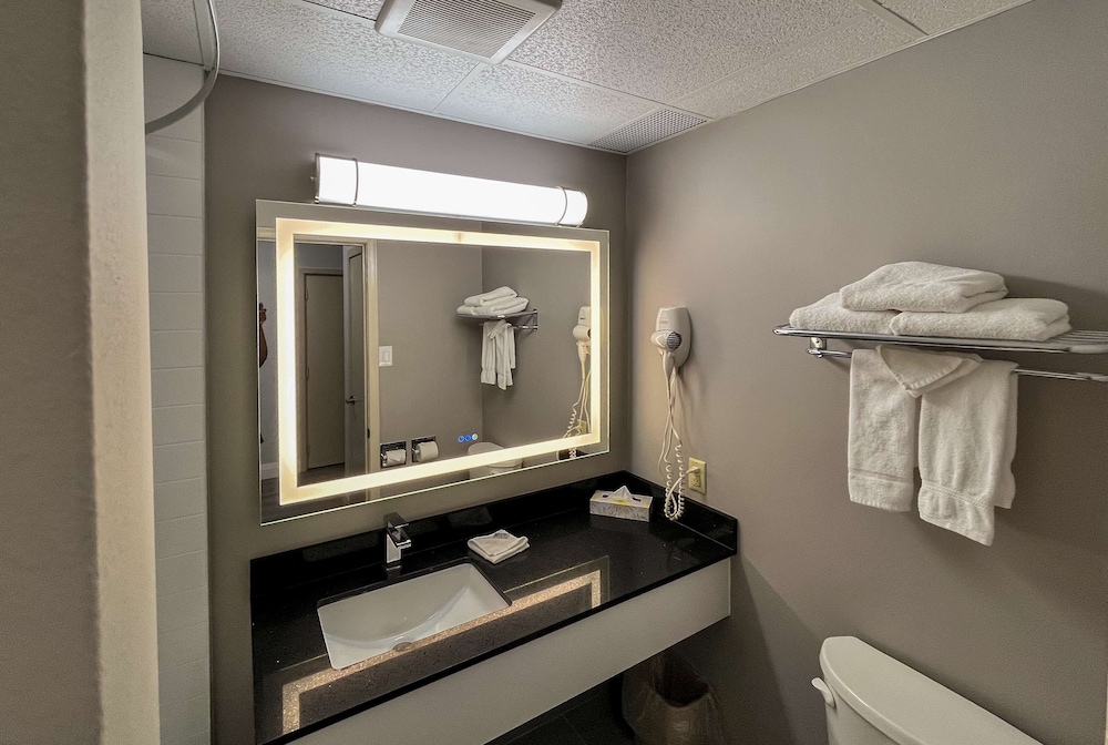 Motel6 Sault Ste. Marie, ON 44/47