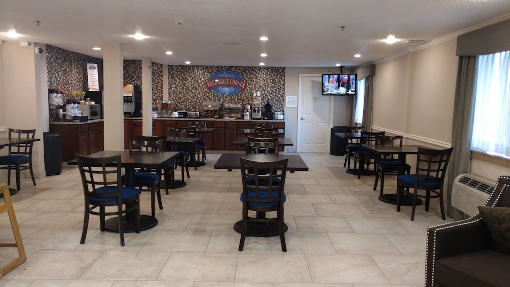 Baymont By Wyndham Texarkana 37/44