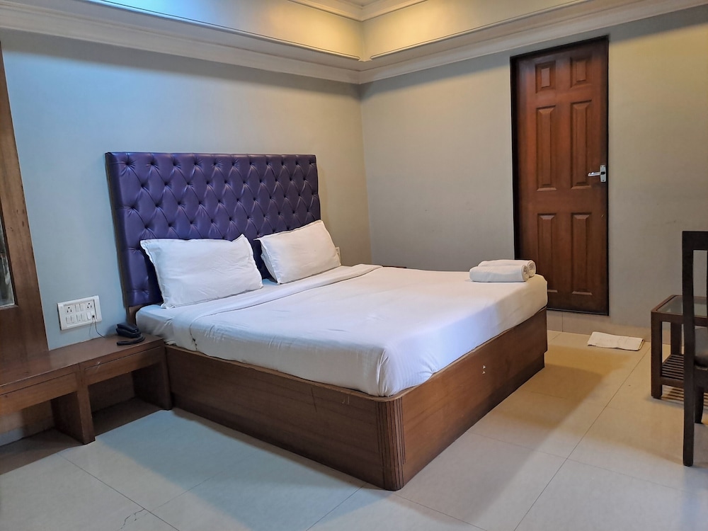 Hotel Cruz Royale 13/51