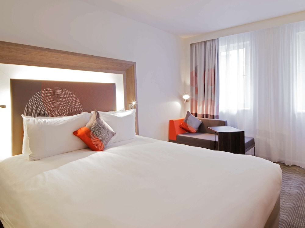 NOVOTEL RENNES ALMA 17/74