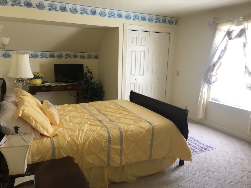 The Abbe House Inn 32/54
