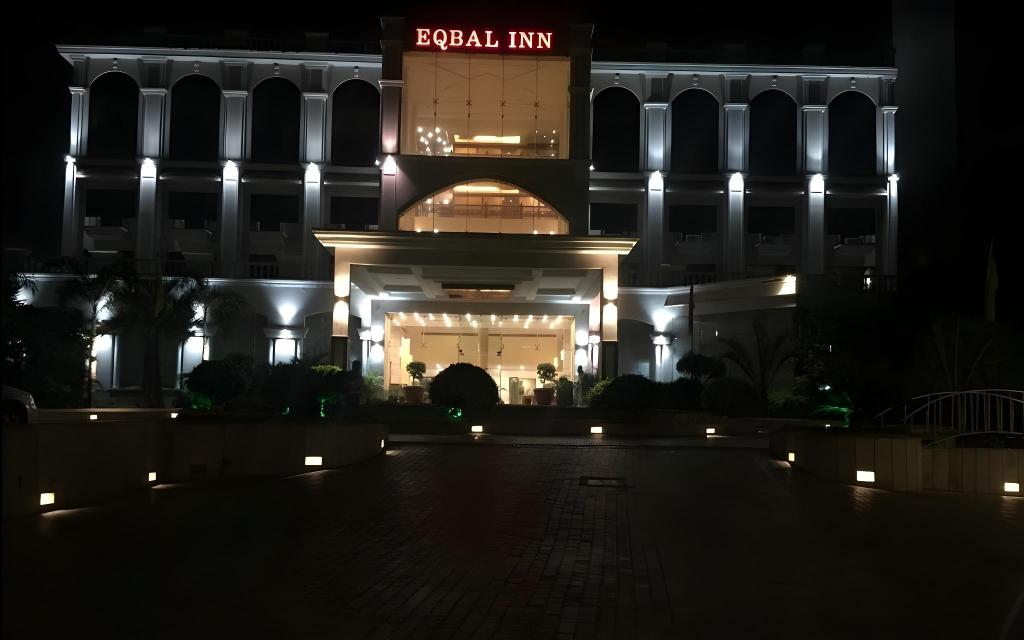 Eqbal Inn 4/16