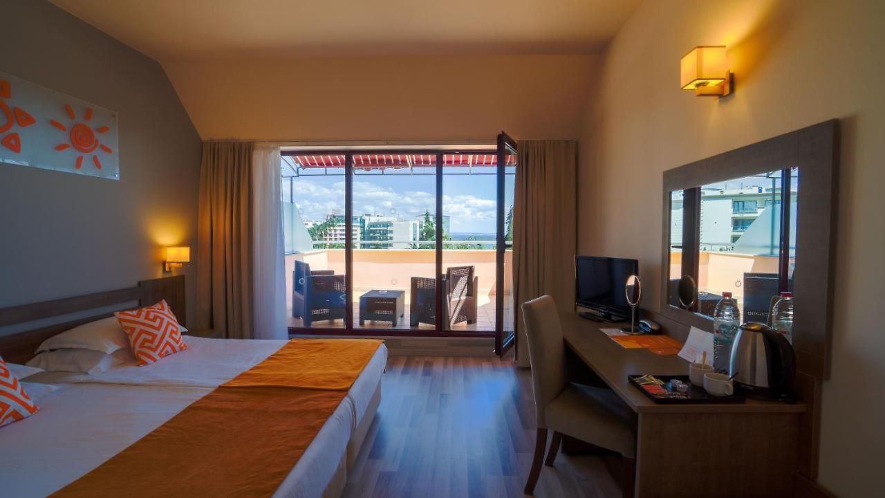 Room, Double Bed, Sea View
