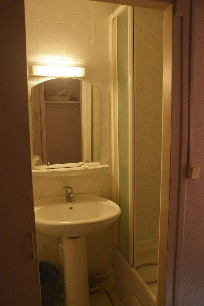 Hotel Amoi Paris 50/50
