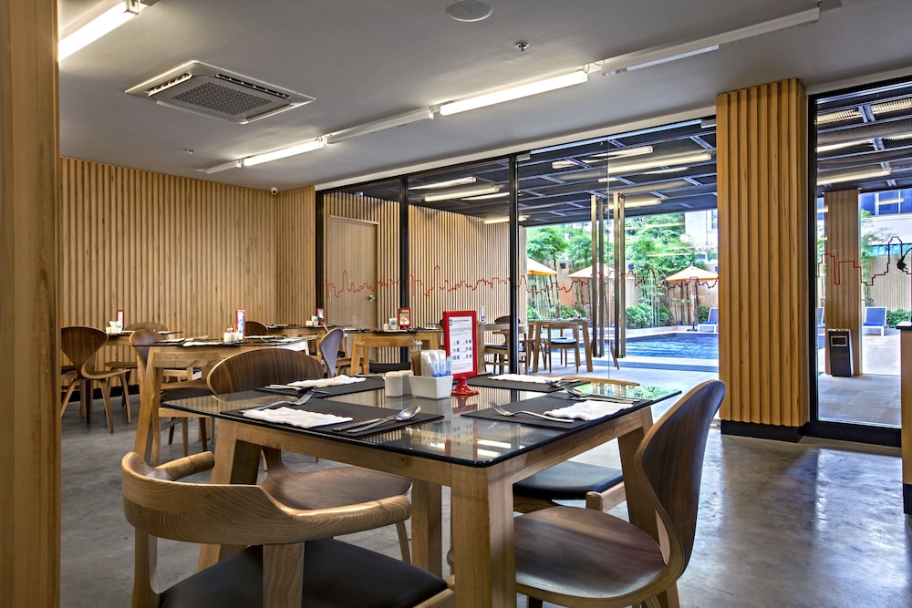 Galleria 12 Sukhumvit Bangkok by Compass Hospitality 39/50