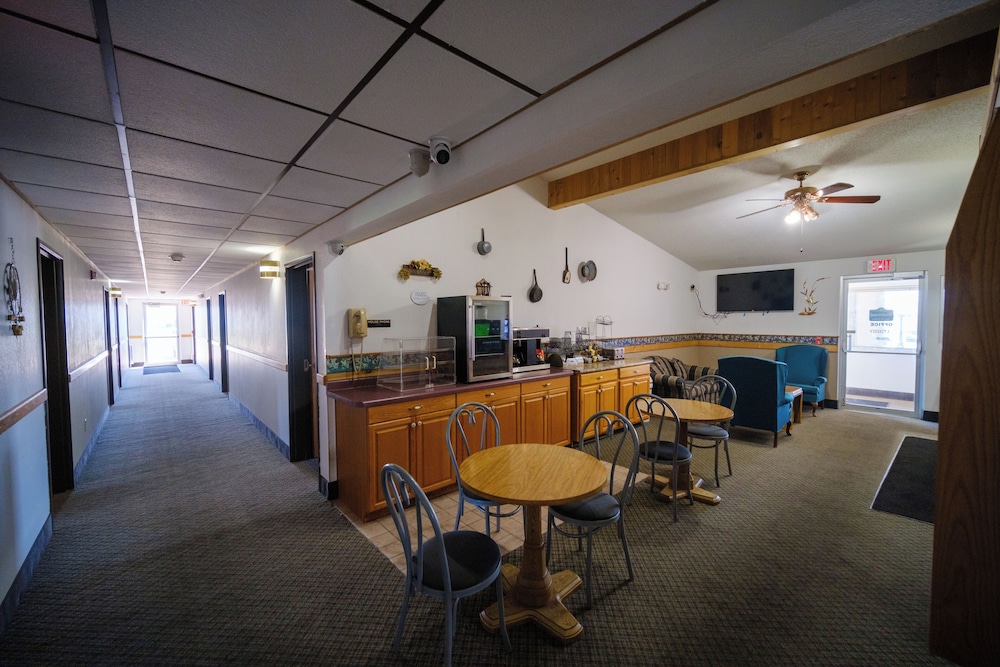 Westwood Inn & Suites Kimball I 90 27/50