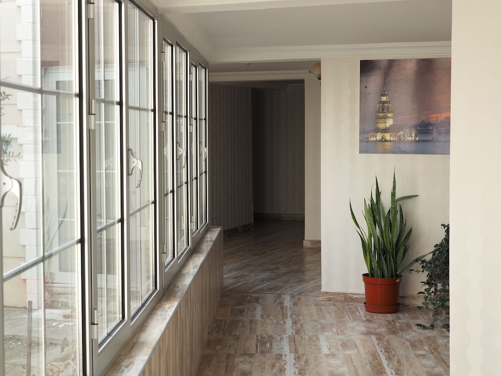 Ozbay Hotel 34/50