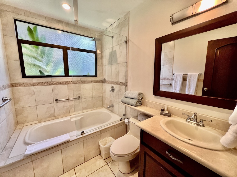 Monte Carlo Luxury Condominiums 50/50